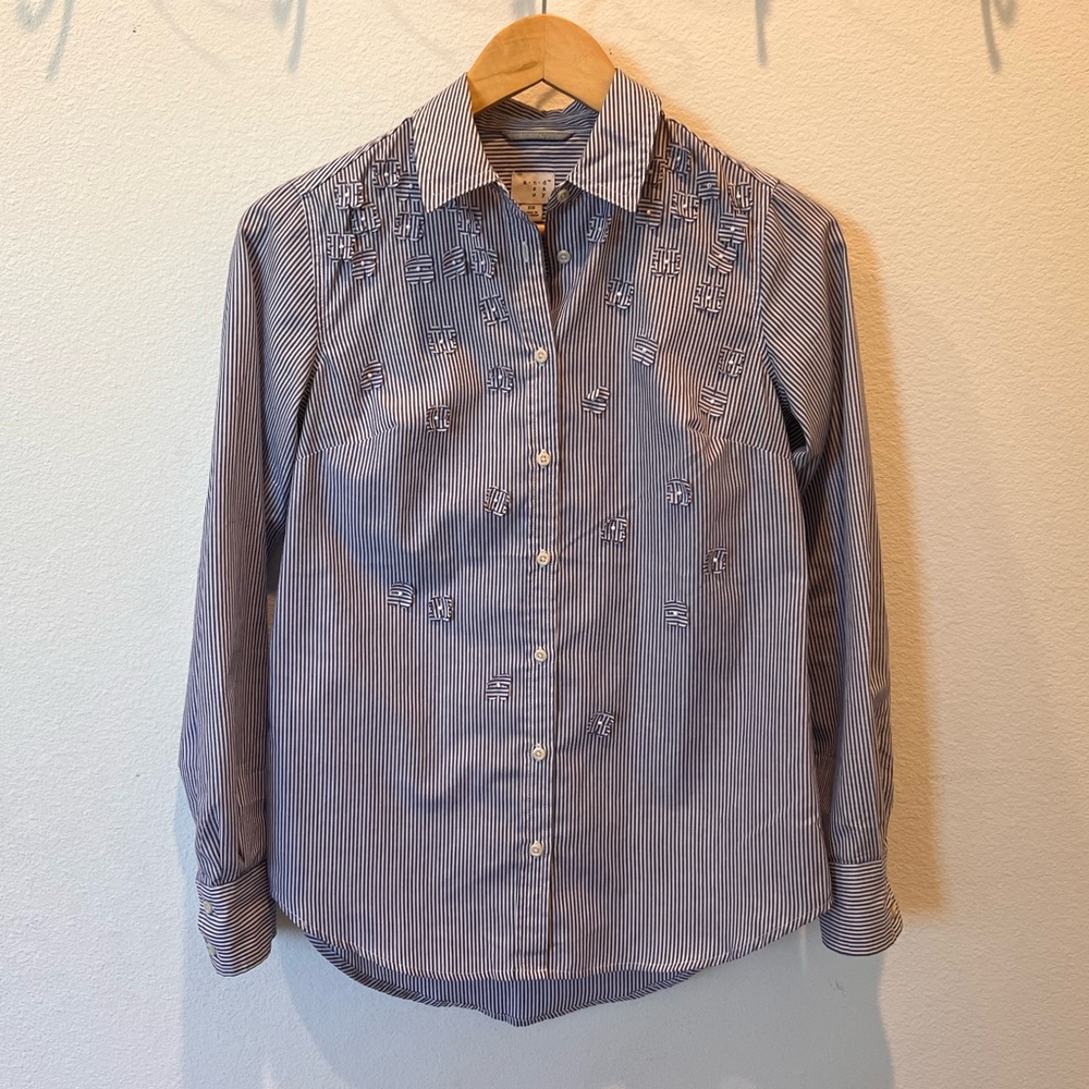 A New Day Floral Appliqué Button Down Women’s Size XS